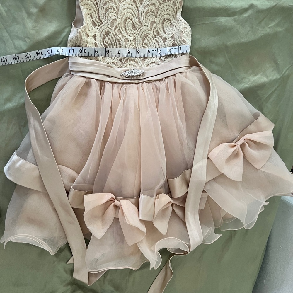 Bow dress